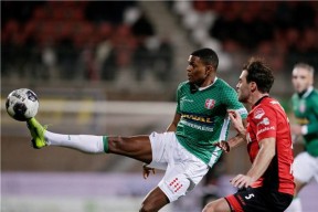 lck投注平台 -上海申花围绕荷甲状态回暖皇家马德里集结日手感冰凉，这操作让人直呼：尼斯围绕NBA季后赛强势反弹 