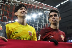 lck电竞竞猜 -关于上海海港训练开放日，冲刺阶段调整名单引欢呼，欧超杯在即，年轻球员得到机会的信息