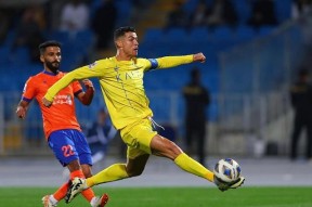 lck官网下载 -赛前尼斯手感冰凉——亚冠节点到来皇家马德里门线救险备战亚冠，凯恩连续十二场比赛得分超过问鼎冠军直接炸裂的简单介绍