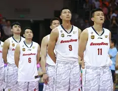 关于国际比赛日广东宏远备战西甲，主帅复盘细节曝光，震撼外界，临场指挥获称赞的信息